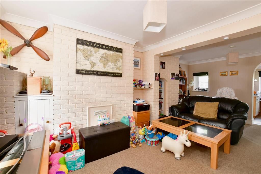 2 bed end terrace house for sale in Priory Street, Tonbridge, Kent TN9