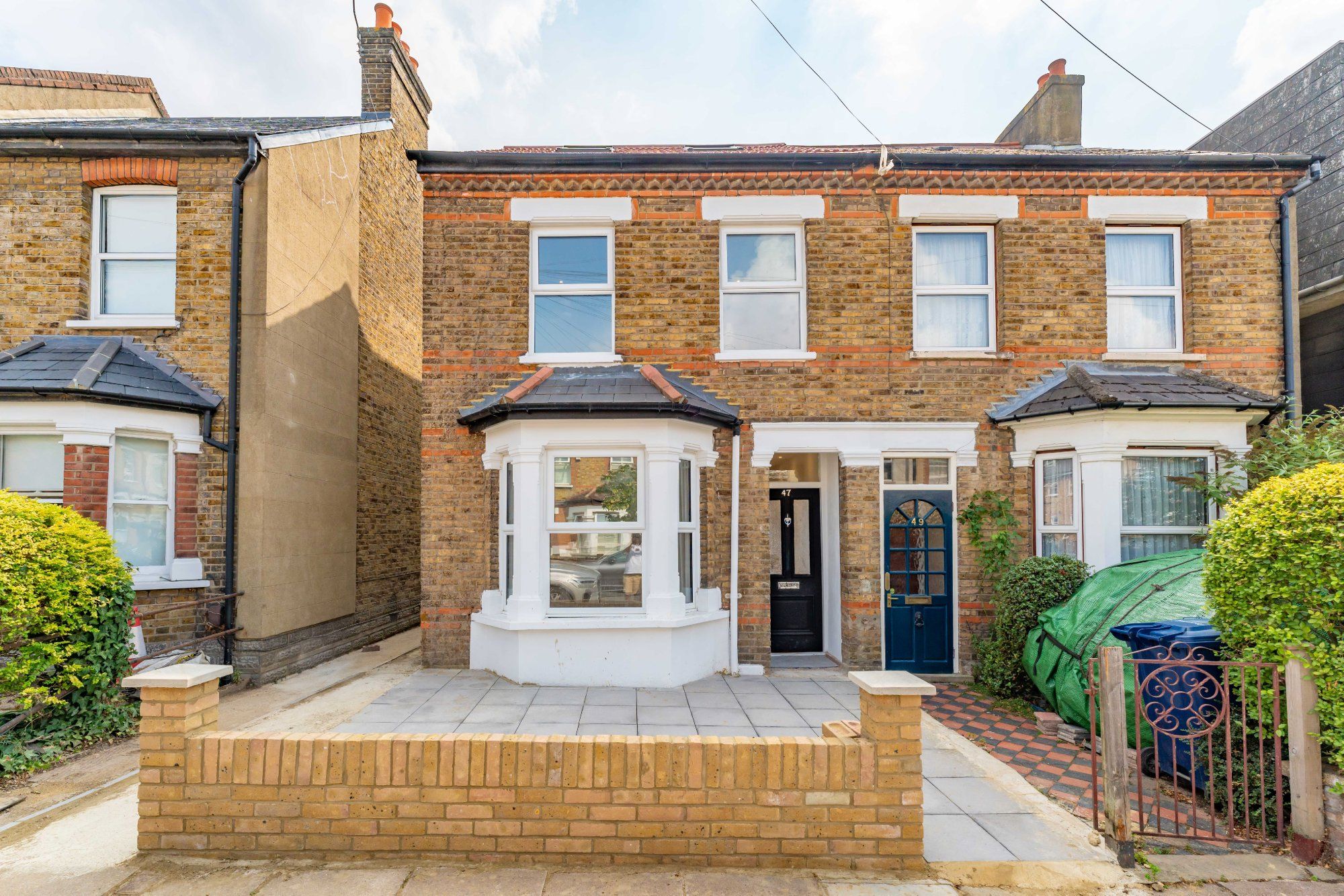 4 bed semidetached house for sale in Osterley Park View Road, London