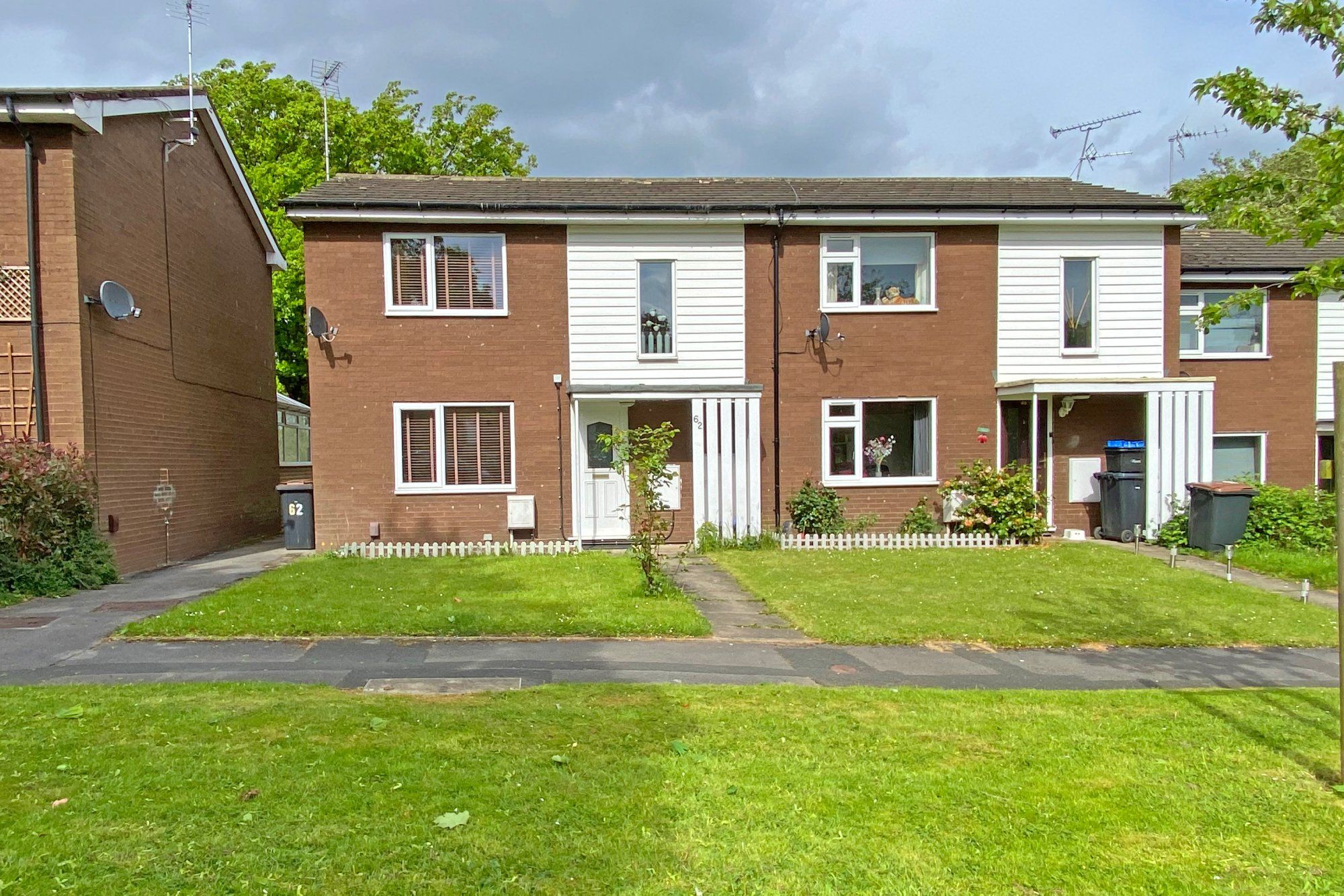 2 bed end terrace house for sale in Pannal Green, Pannal, Harrogate HG3