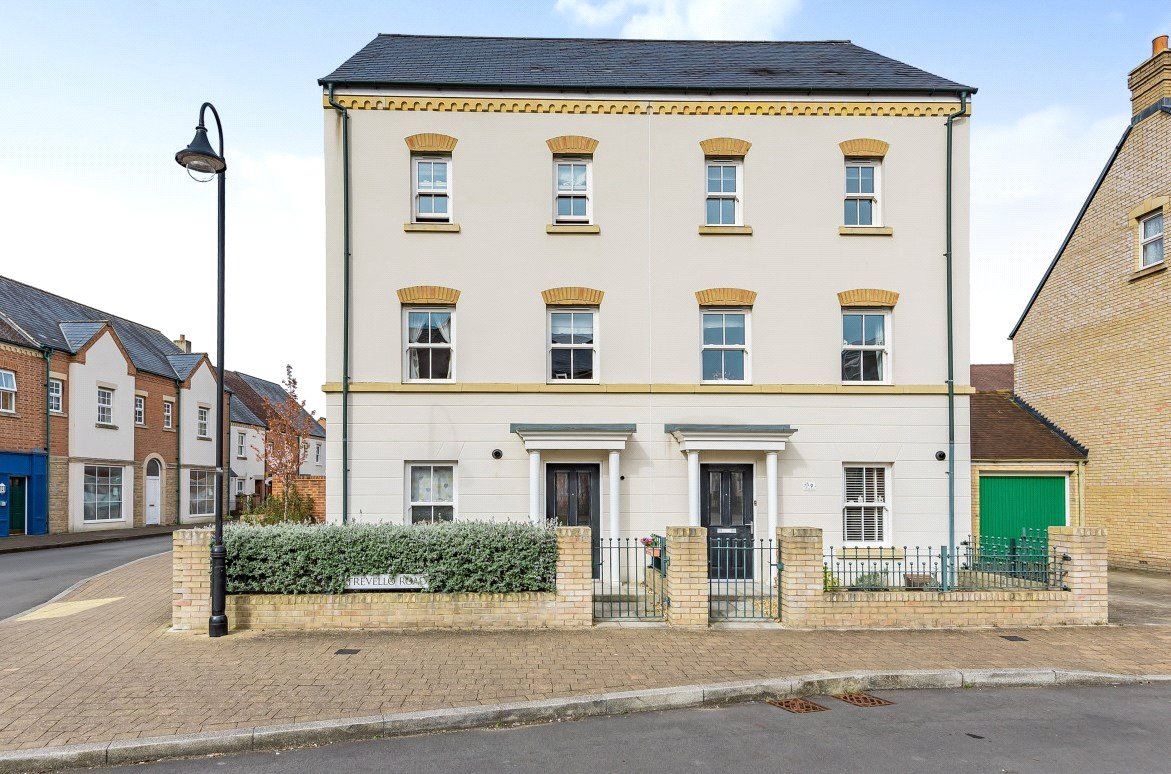 3 bed semidetached house for sale in Trevello Road, East Wichel