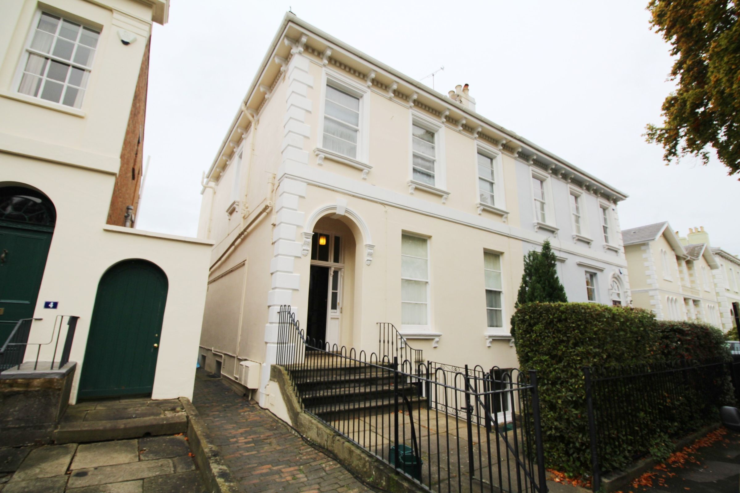 1 bed flat to rent in Montpellier Grove, Cheltenham GL50 Zoopla