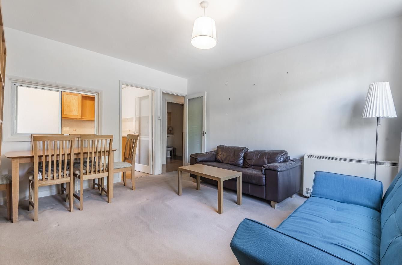 Prentice Court, Wimbledon SW19