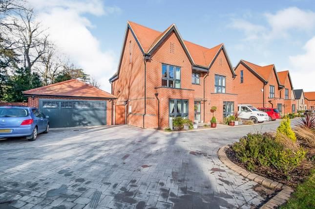 Memorial Way, Peterborough, Cambridgeshire PE3  