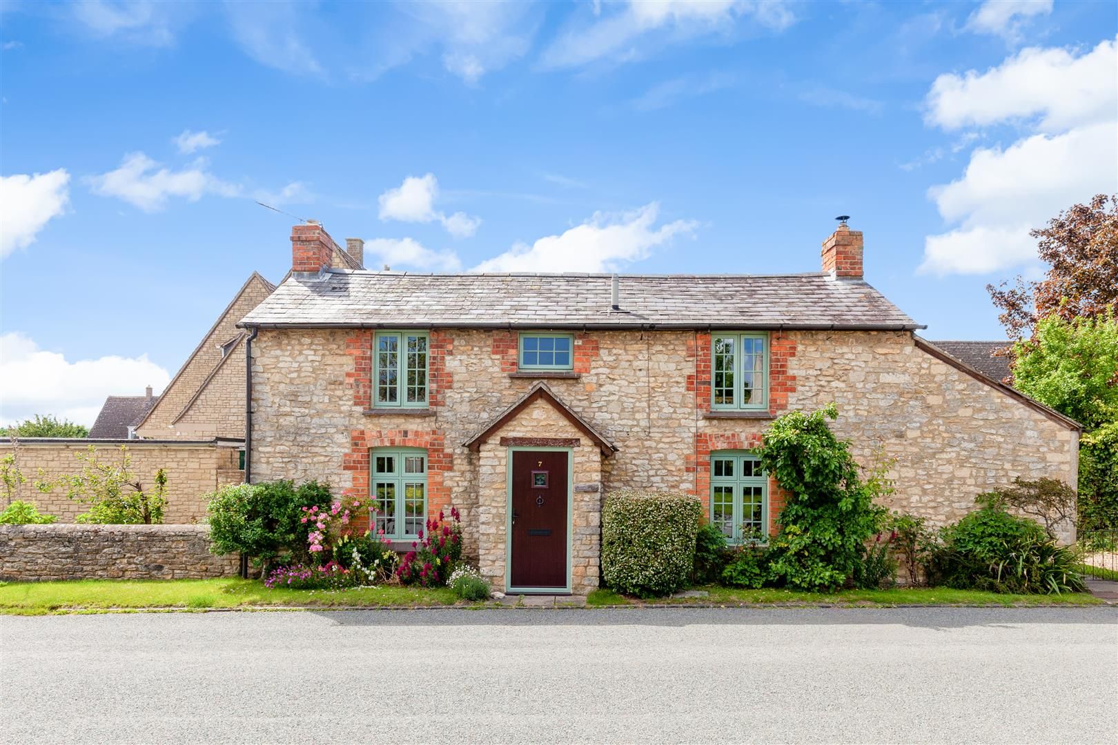 2 bed property for sale in Castle Road, Wootton, Woodstock OX20 Zoopla