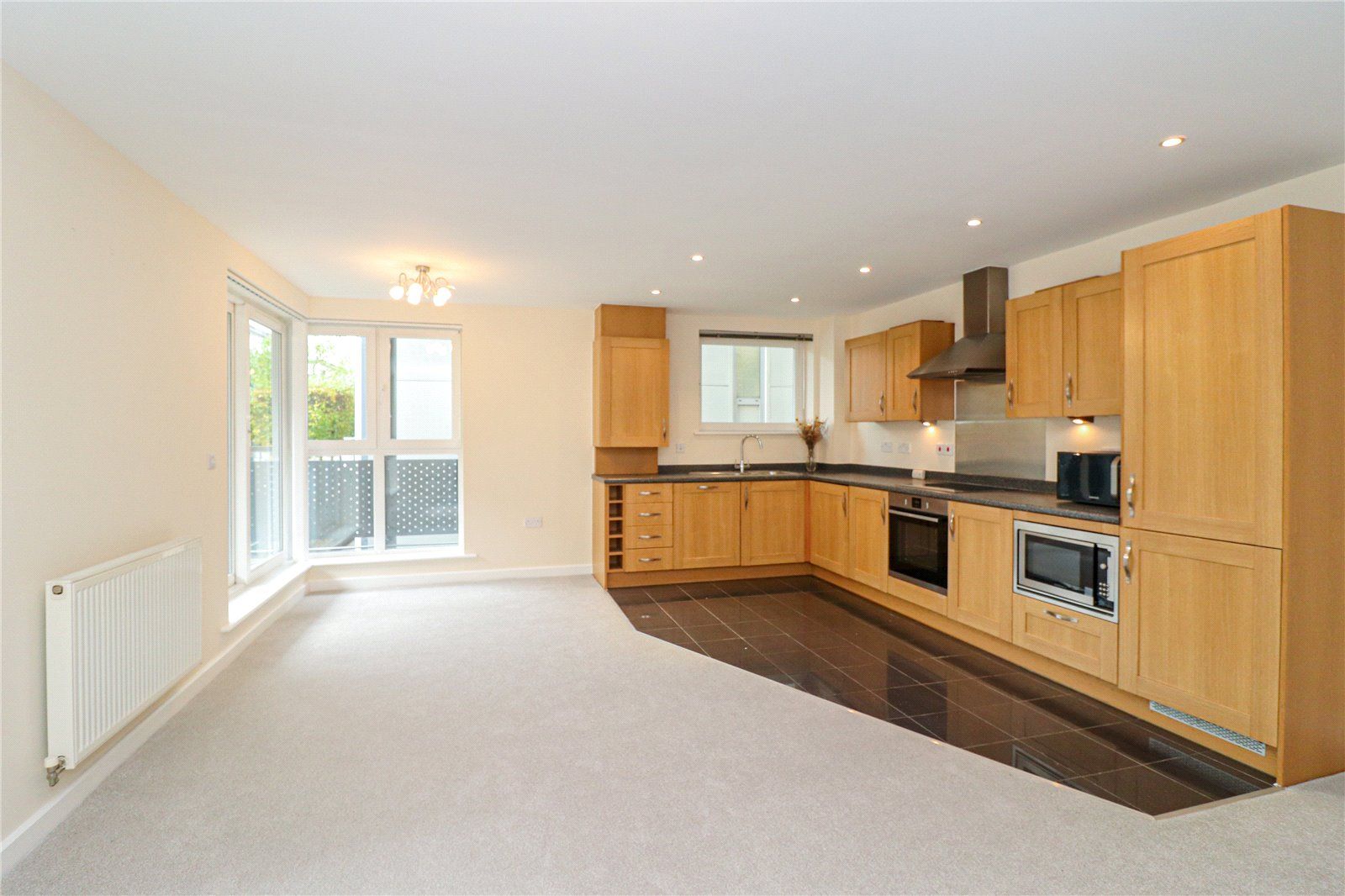 2 bed flat for sale in Metropolitan Station Approach, Watford WD18 Zoopla