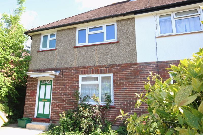 3 bed semidetached house for sale in The Crescent, Epsom KT18 Zoopla