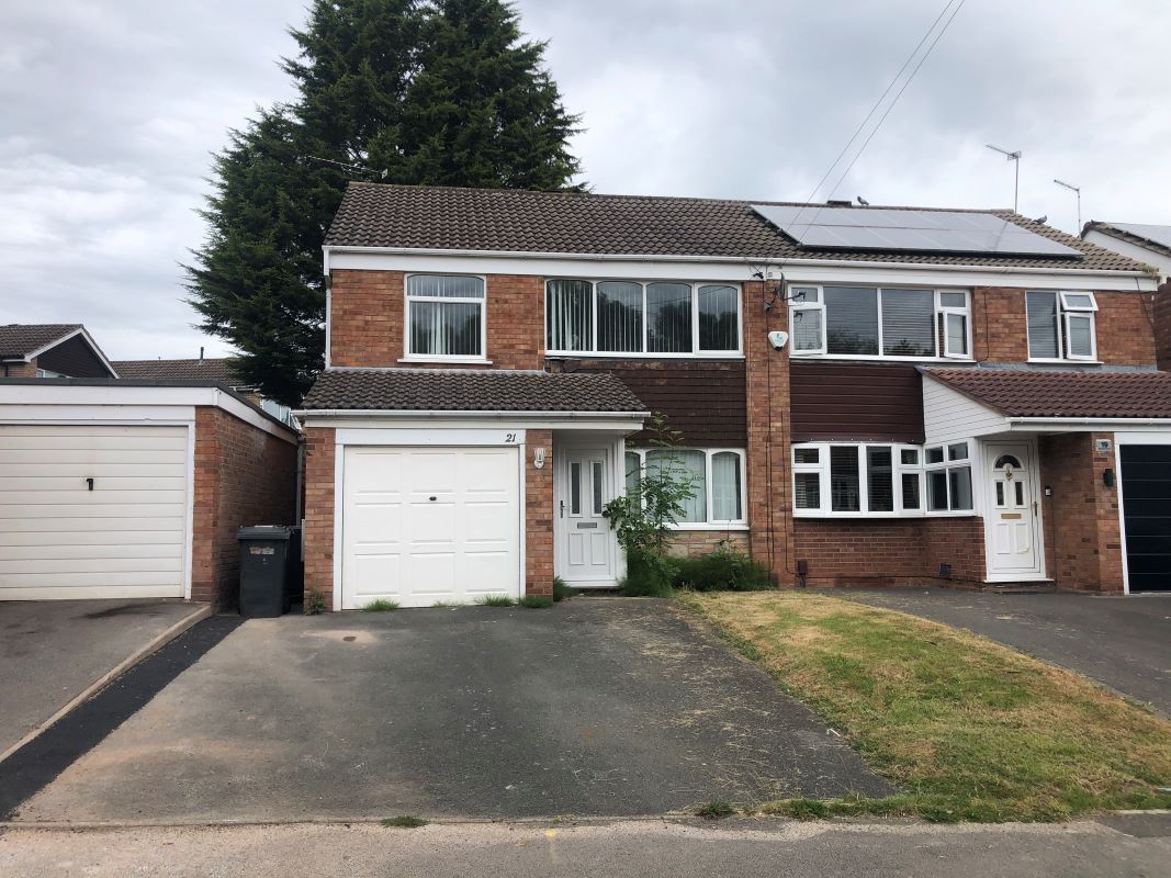 3 bed semidetached house for sale in 21 Beverley Avenue, Nuneaton