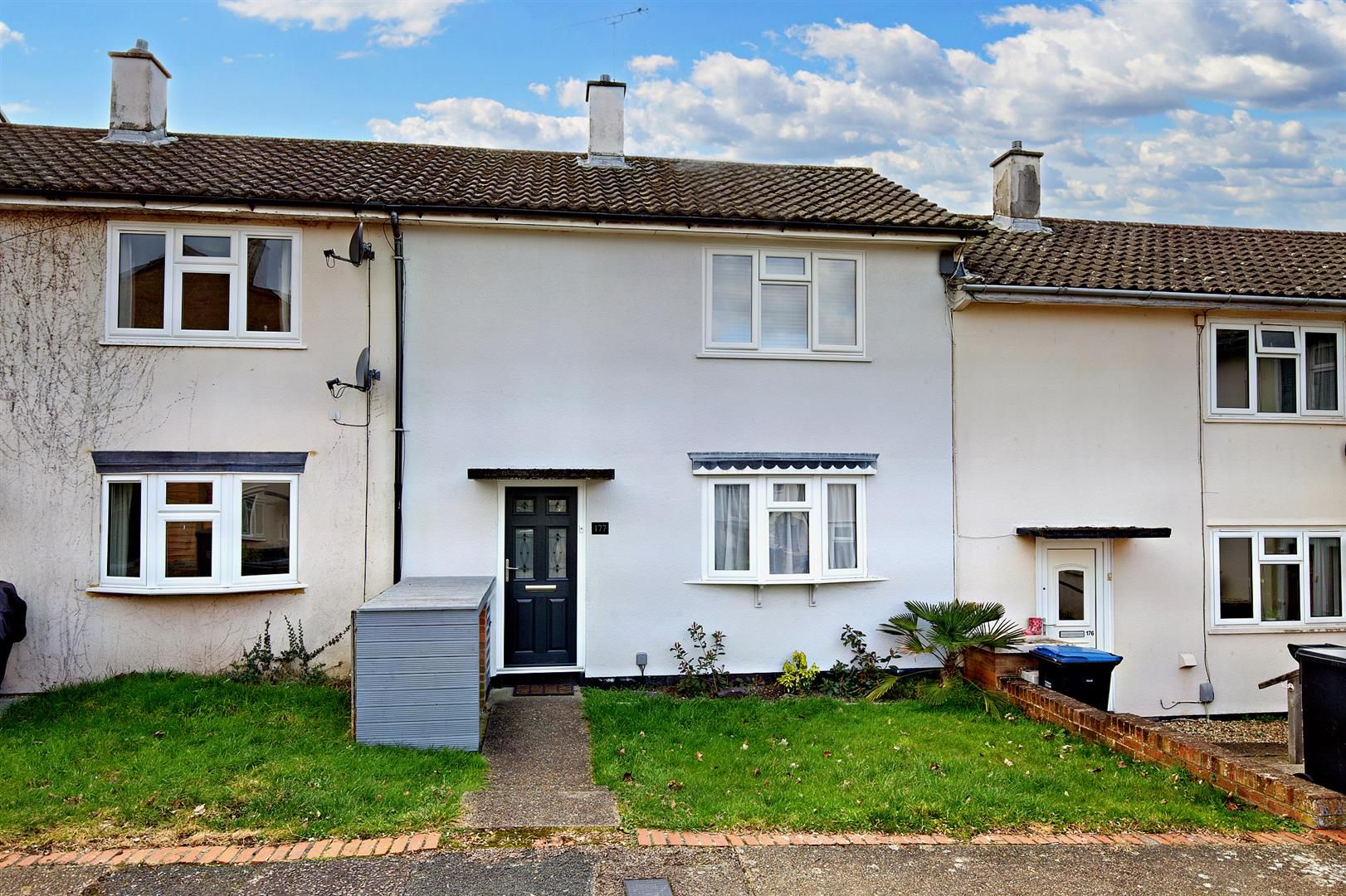 2 bed terraced house for sale in Hookfield, Harlow CM18 Zoopla