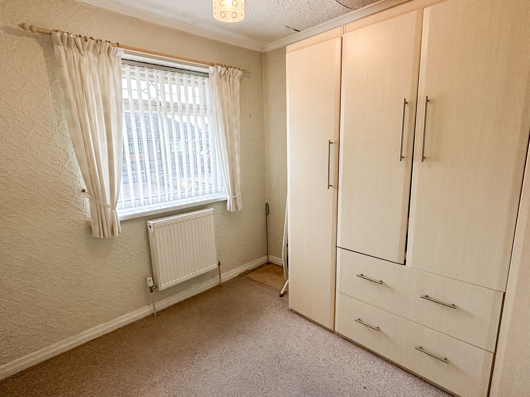 3 bed semidetached bungalow for sale in Ashbrook Close, Dane Bank