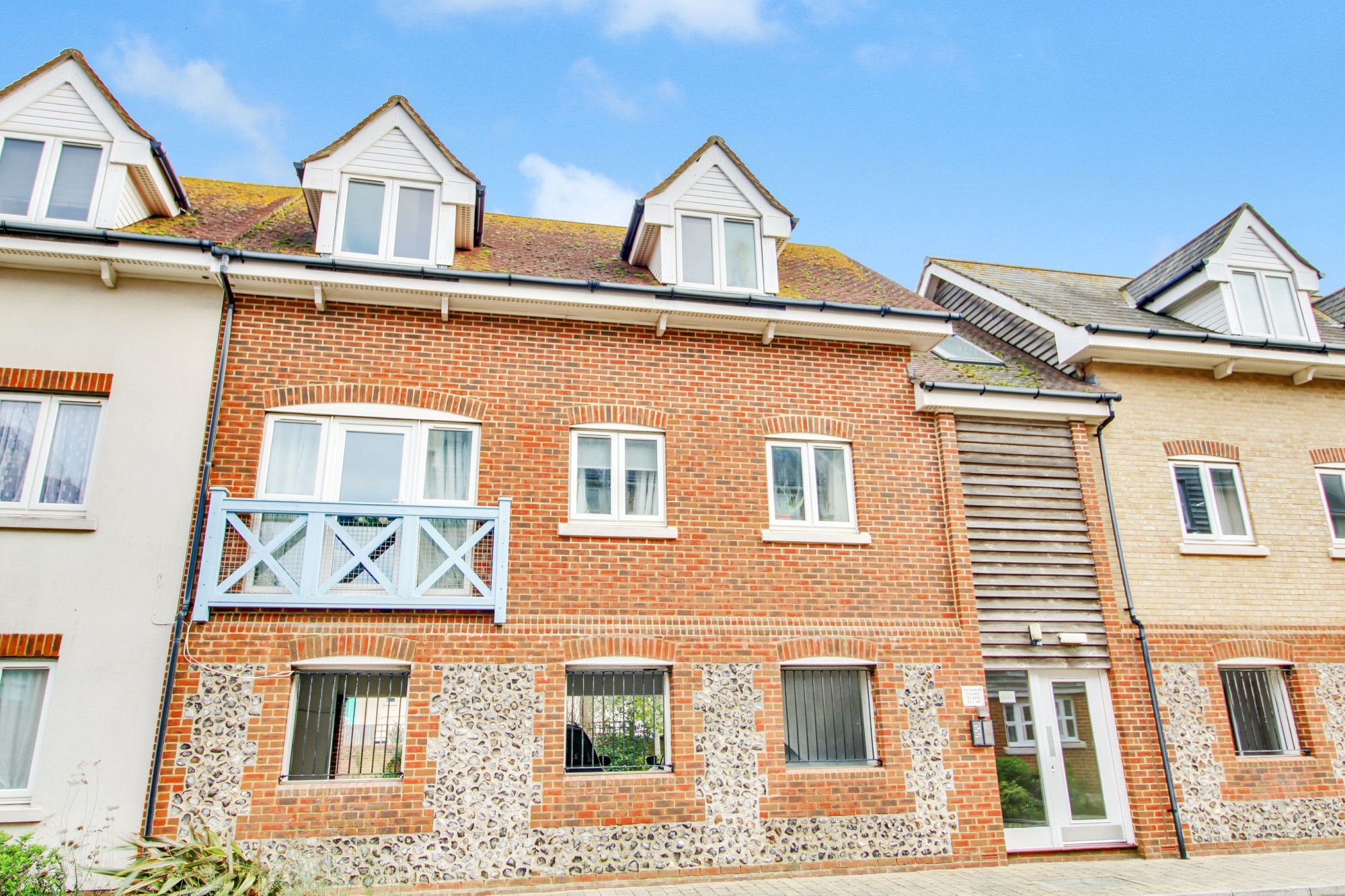 1 bed flat for sale in Ropetackle, ShorehamBySea BN43 Zoopla