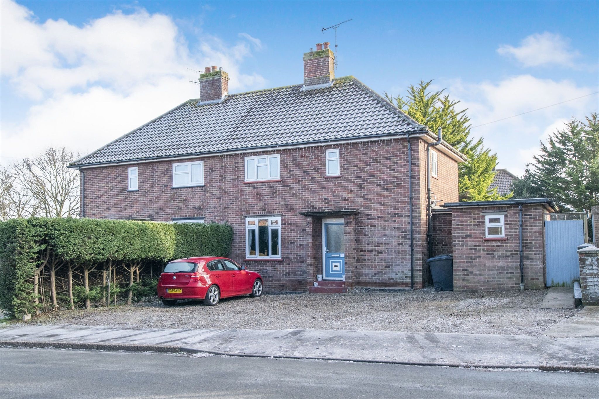 4 bed semidetached house for sale in Park Avenue, North Walsham NR28