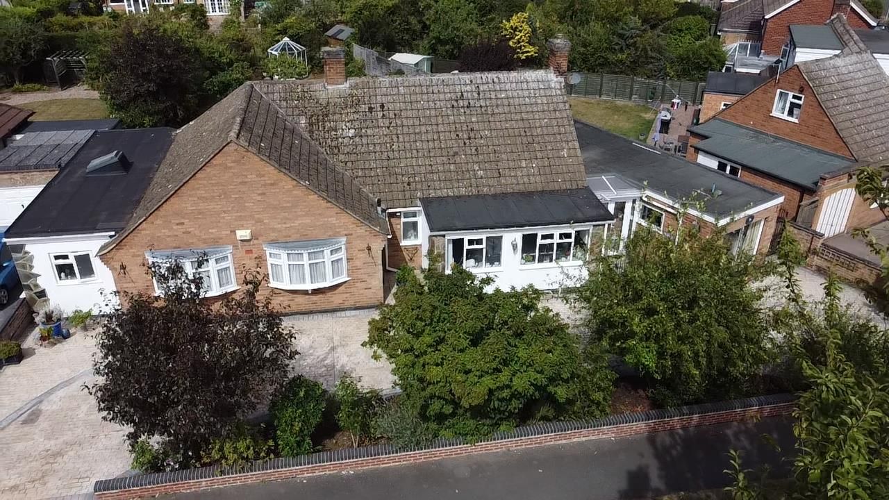 4 bed detached bungalow for sale in Barbara Avenue, Kirby Muxloe