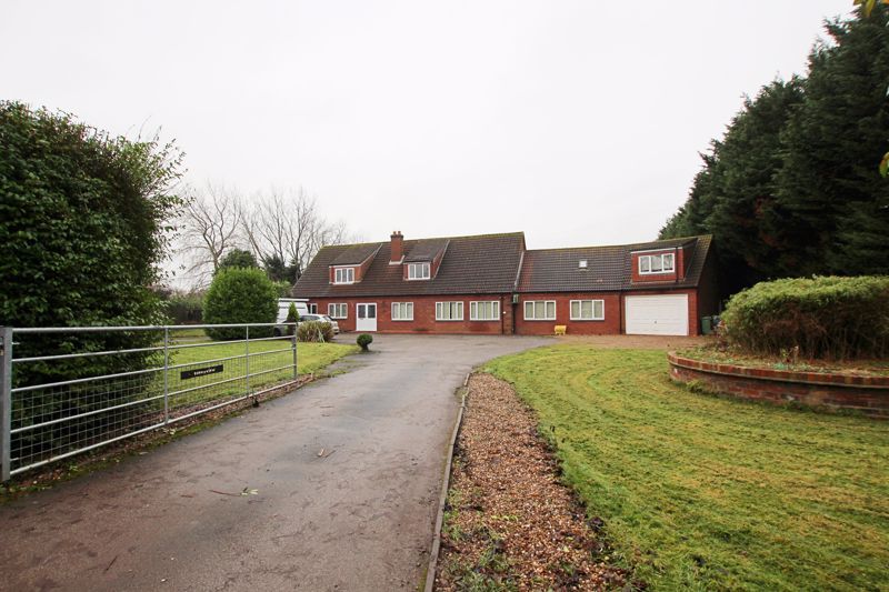 6 bed detached house for sale in Carr Lane, Healing, Grimsby DN41 Zoopla