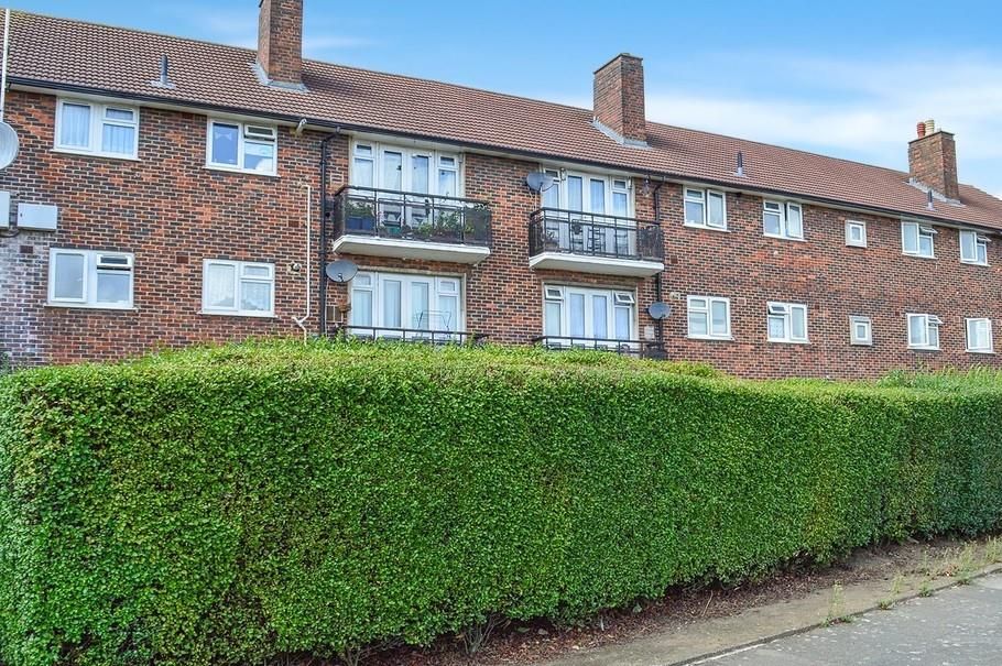 Hurn Court Road, Hounslow TW4  