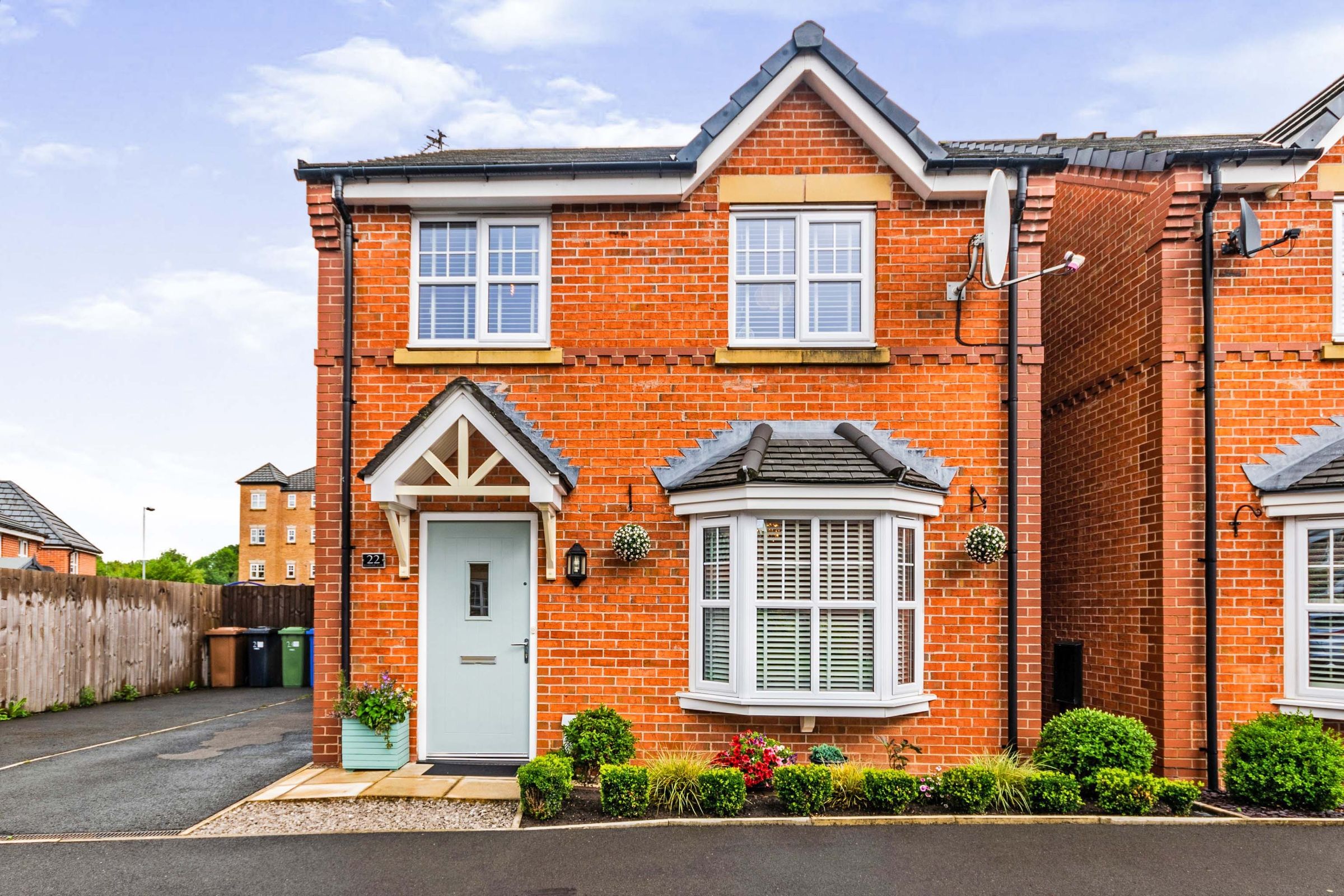 4 bed detached house for sale in Woodhouses Avenue, Manchester M34 Zoopla