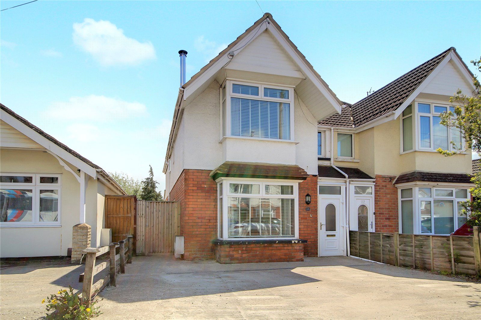 4 bed semidetached house for sale in Croft Road, Old Town, Swindon SN1