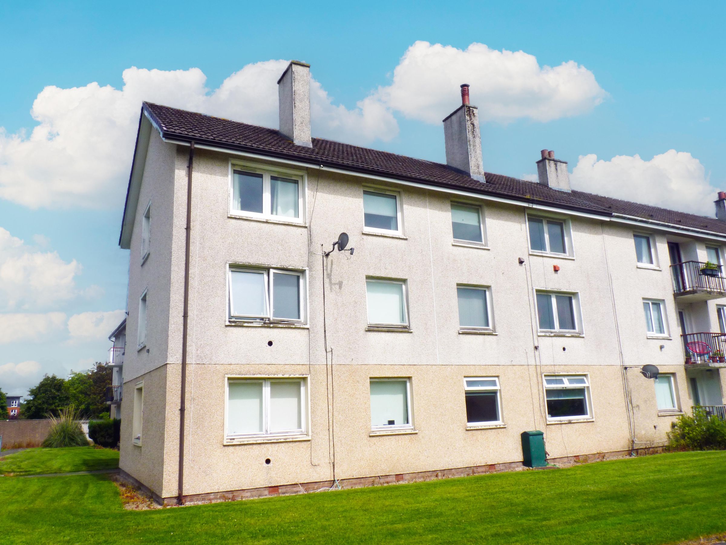 1 bed flat for sale in Somerville Terrace, The Murray, East Kilbride