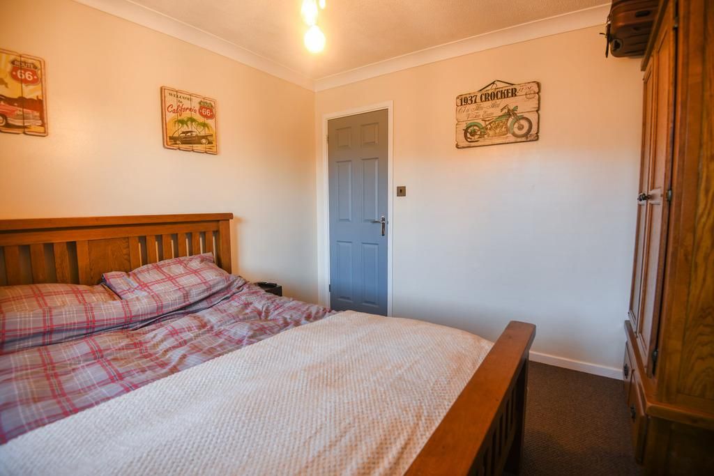 2 bed detached bungalow for sale in Malt Drive, South Brink, Wisbech