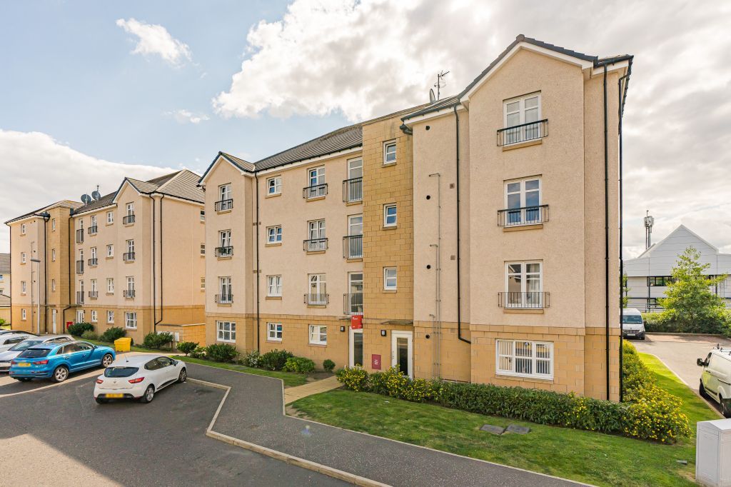 4/4 Fairfield Gardens, Edinburgh EH10  