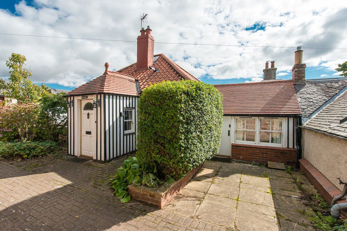 1 bed semidetached house for sale in The Studio, Goose Green Road