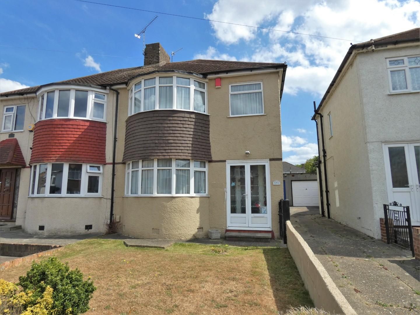 3 bed property for sale in Colyer Road, Northfleet, Gravesend DA11 Zoopla