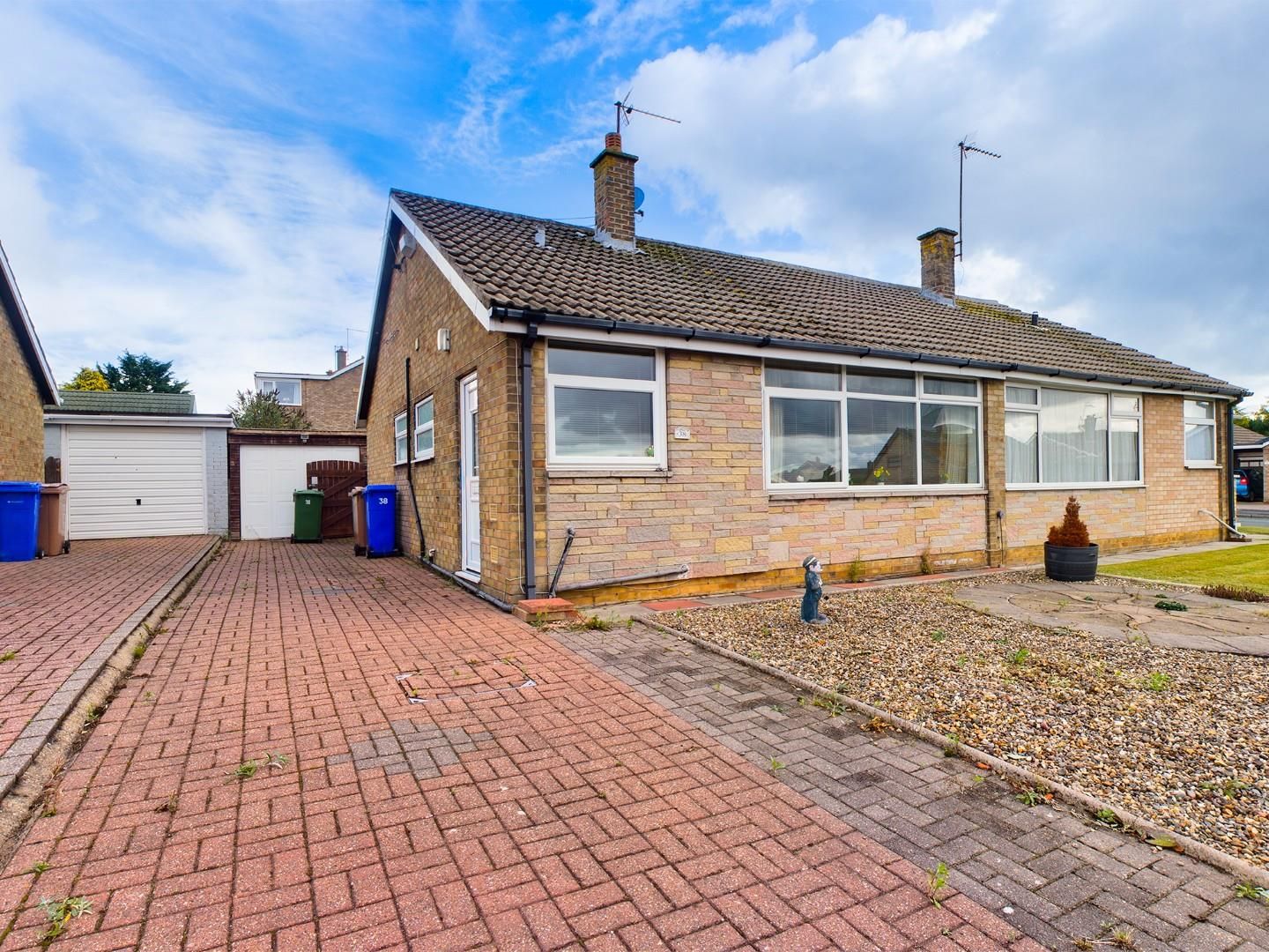 2 bed bungalow for sale in Harewood Avenue, Bridlington YO16 Zoopla