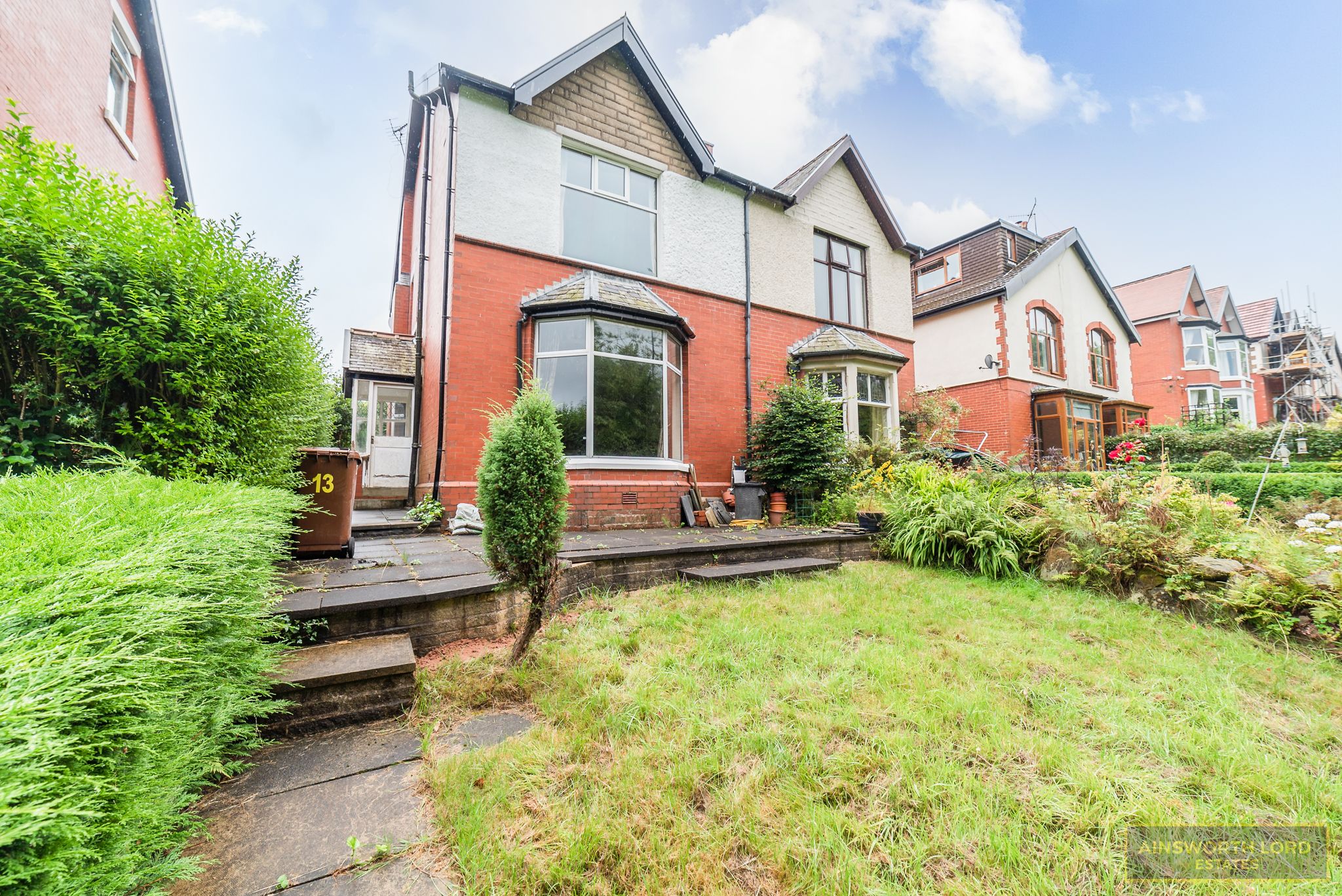 4 bed semidetached house for sale in Earnsdale Avenue, Sunnyhurst