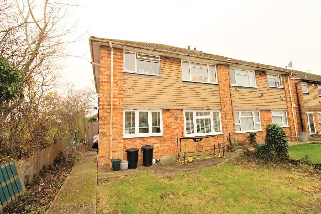 2 bed flat to rent in Shortlands, Harlington, Middx UB3 Zoopla