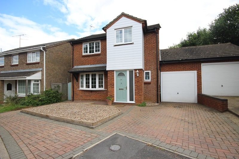 Taylor Close, Wellingborough, Northamptonshire. NN8  