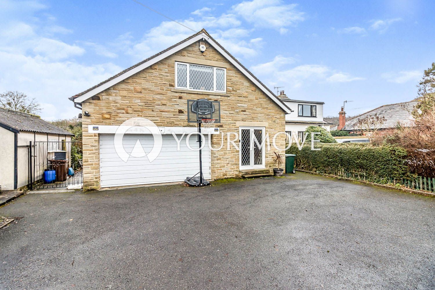 5 bed detached house for sale in Wagon Lane, Bingley, West Yorkshire