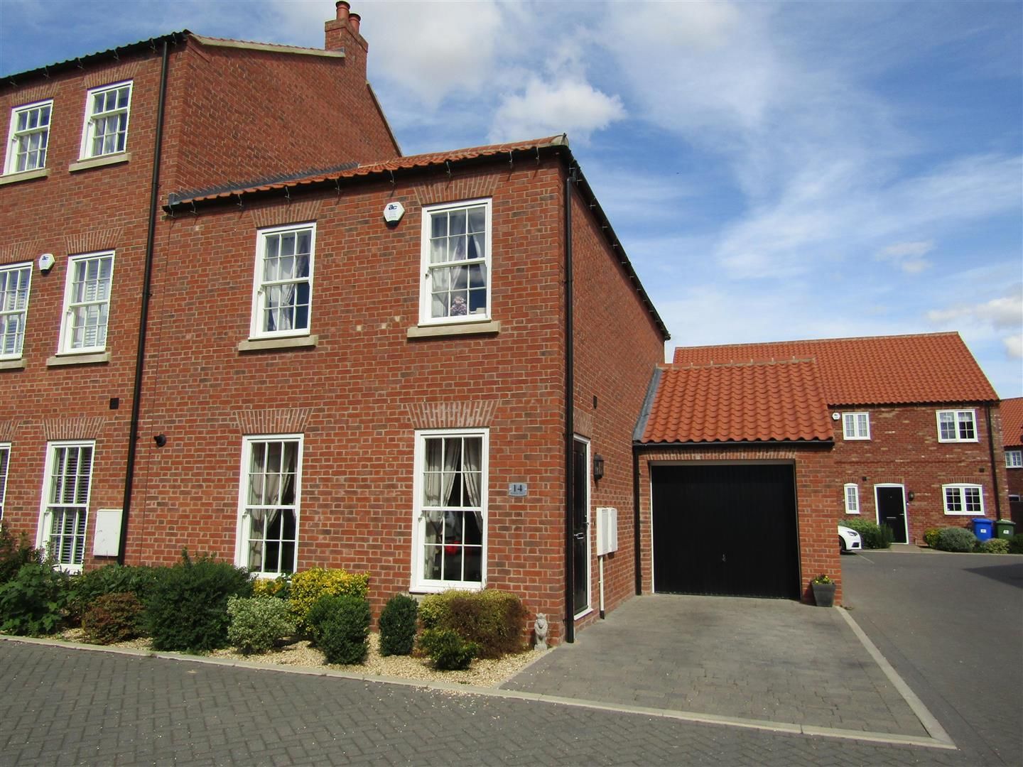 4 bed semidetached house for sale in Blossom Grove, Retford DN22 Zoopla