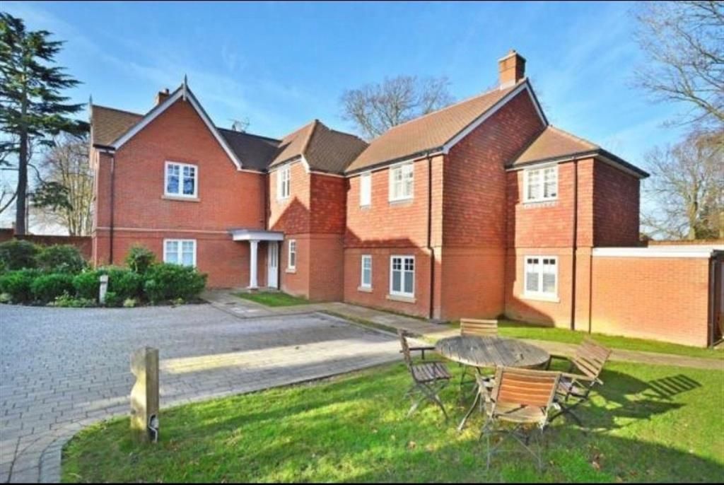 Downs Drive Guildford Surrey GU1  