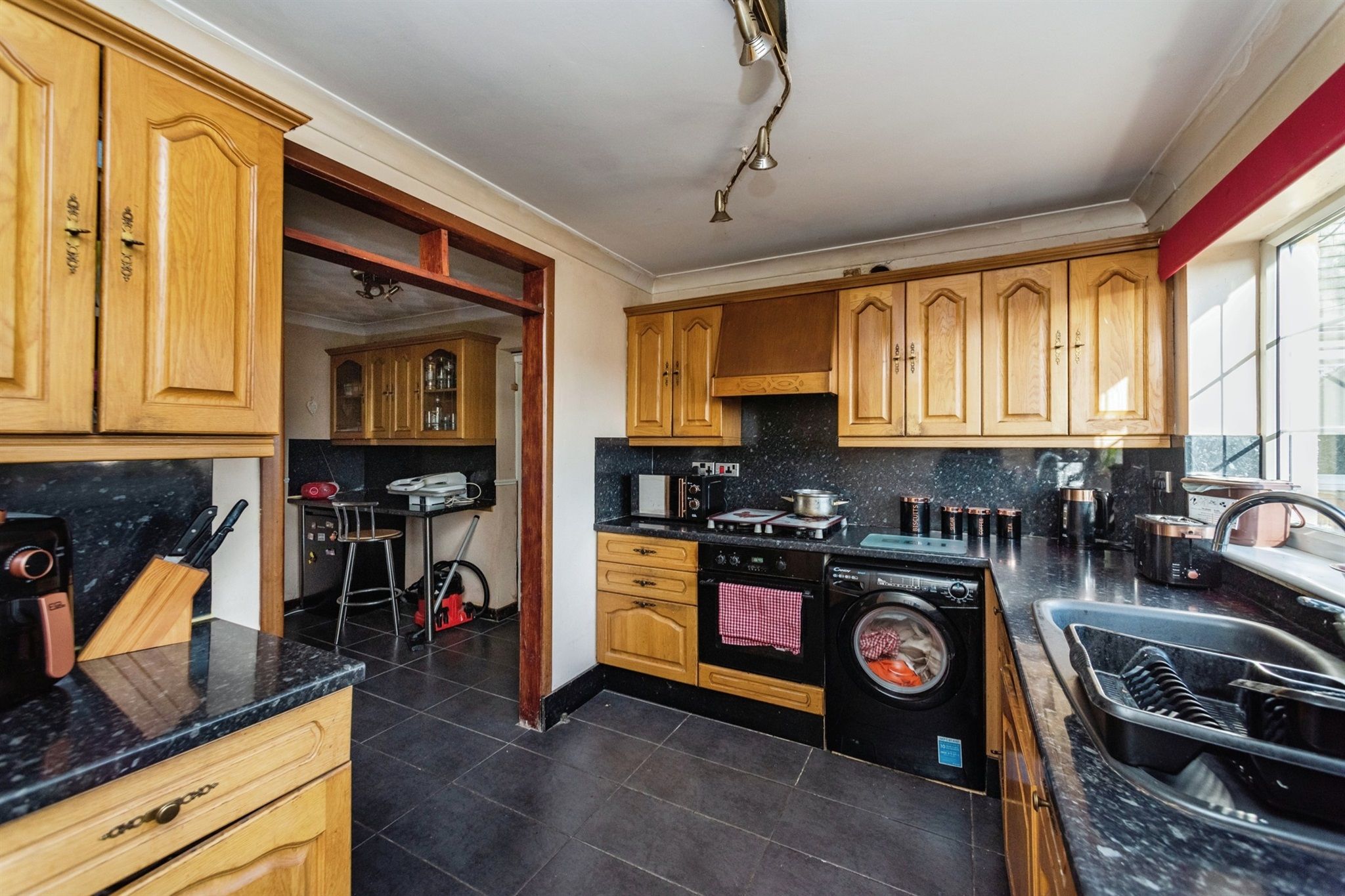 4 bed semidetached bungalow for sale in Heol TyGwyn, Nantyffyllon