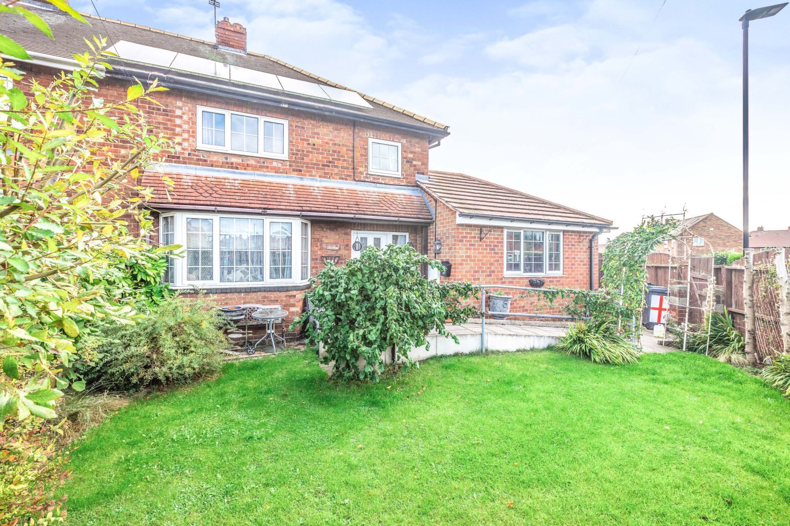 4 bed semidetached house for sale in Grasmere Road, Doncaster DN6 Zoopla