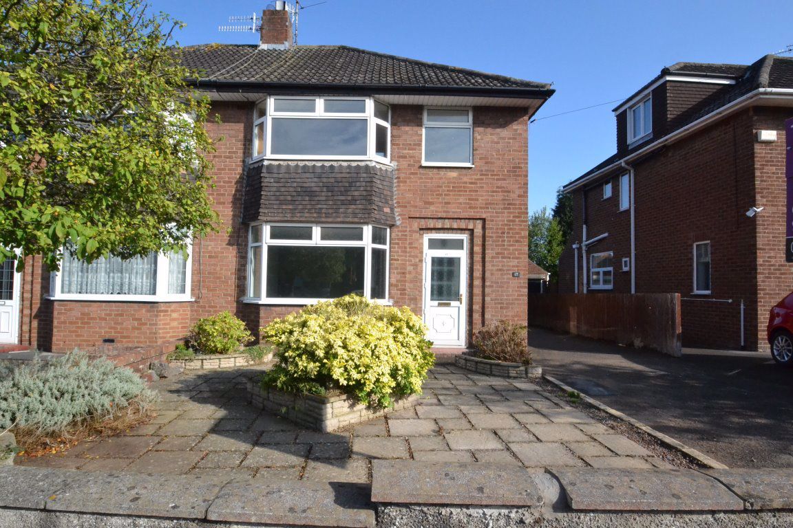 3 bed property to rent in Priory Avenue, Henleaze, Bristol BS9 Zoopla