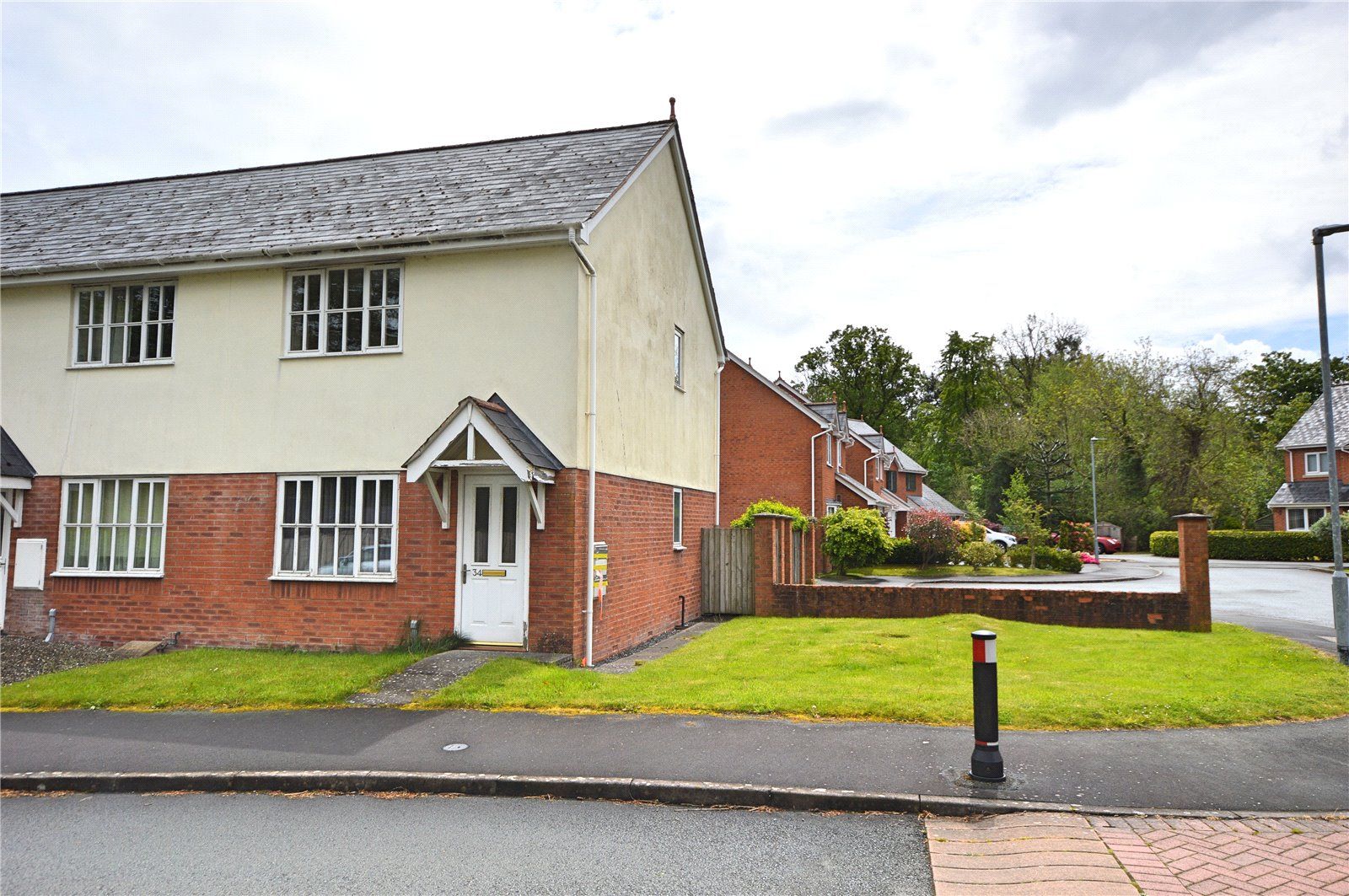 2 bed end terrace house for sale in Maes Y Dafarn, Carno, Caersws