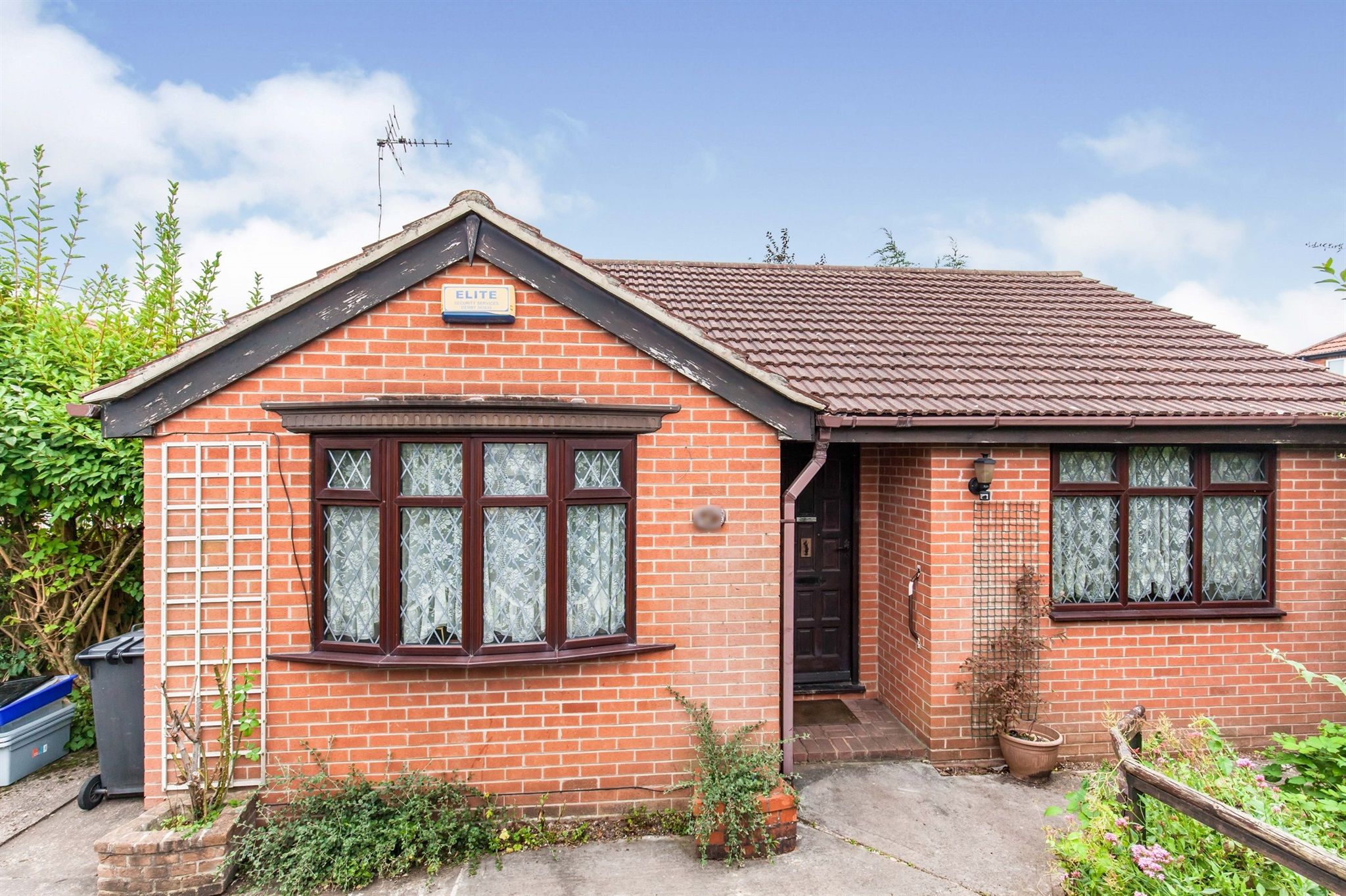 2 bed detached bungalow for sale in Roe Farm Lane, Chaddesden, Derby