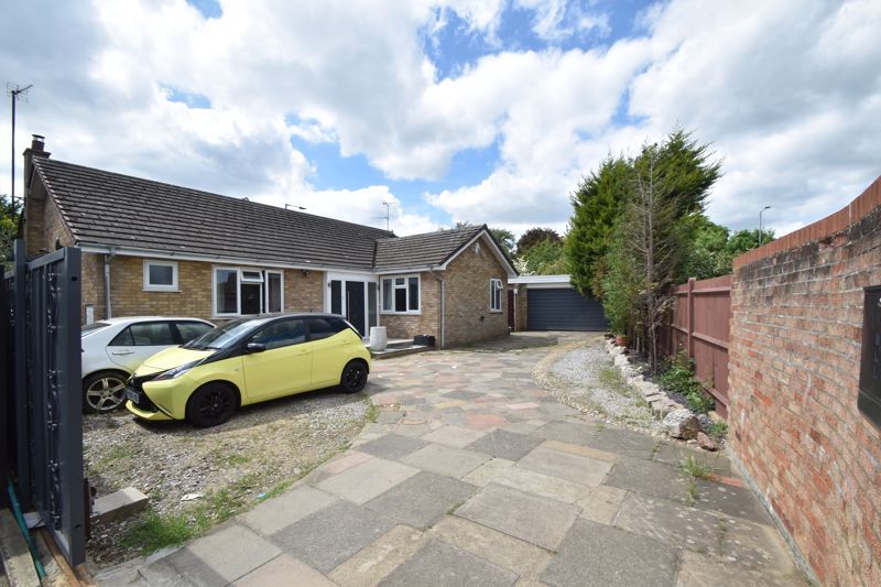 Forrest Crescent Luton LU2  