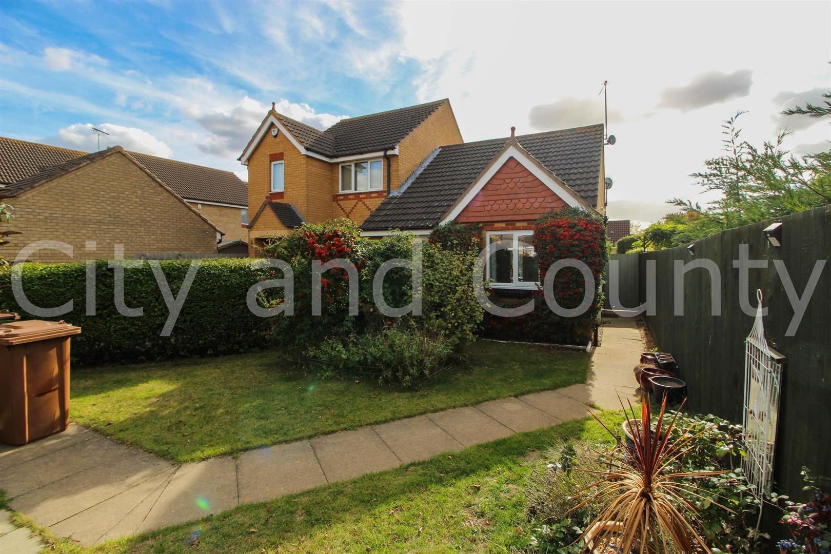 2 bed semidetached bungalow for sale in Portchester Close