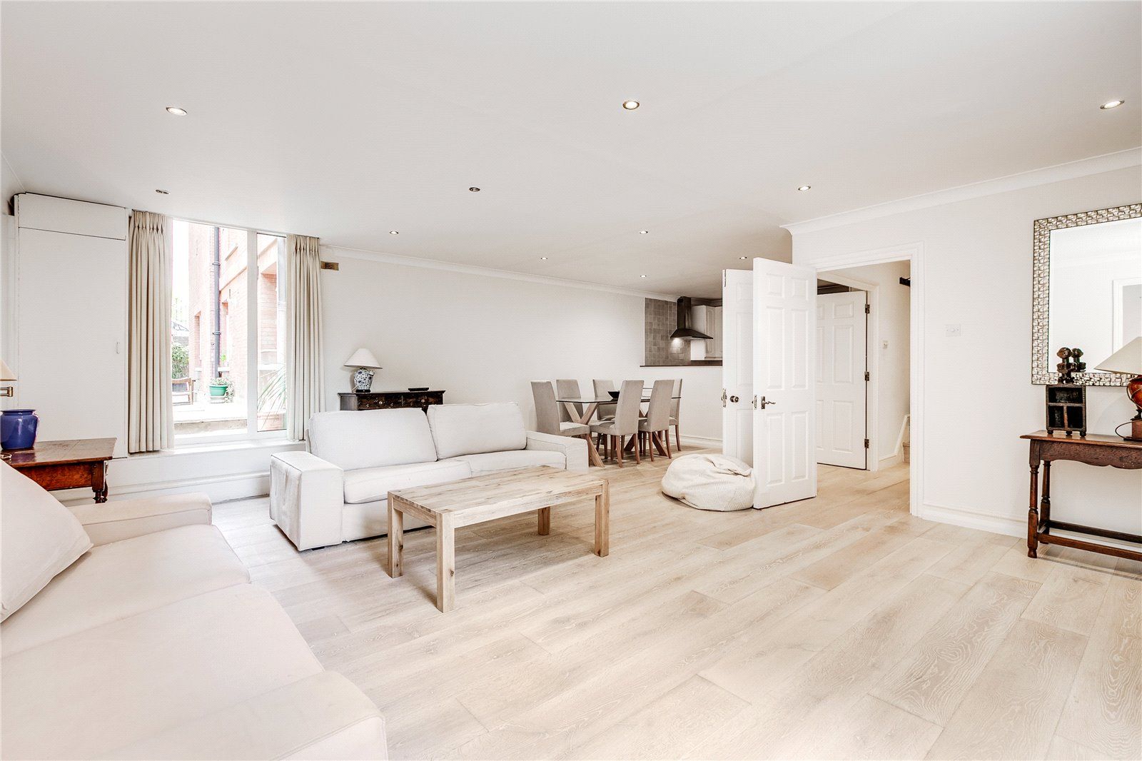 2 bed flat to rent in Thornbury Court, Chepstow Villas W11 Zoopla