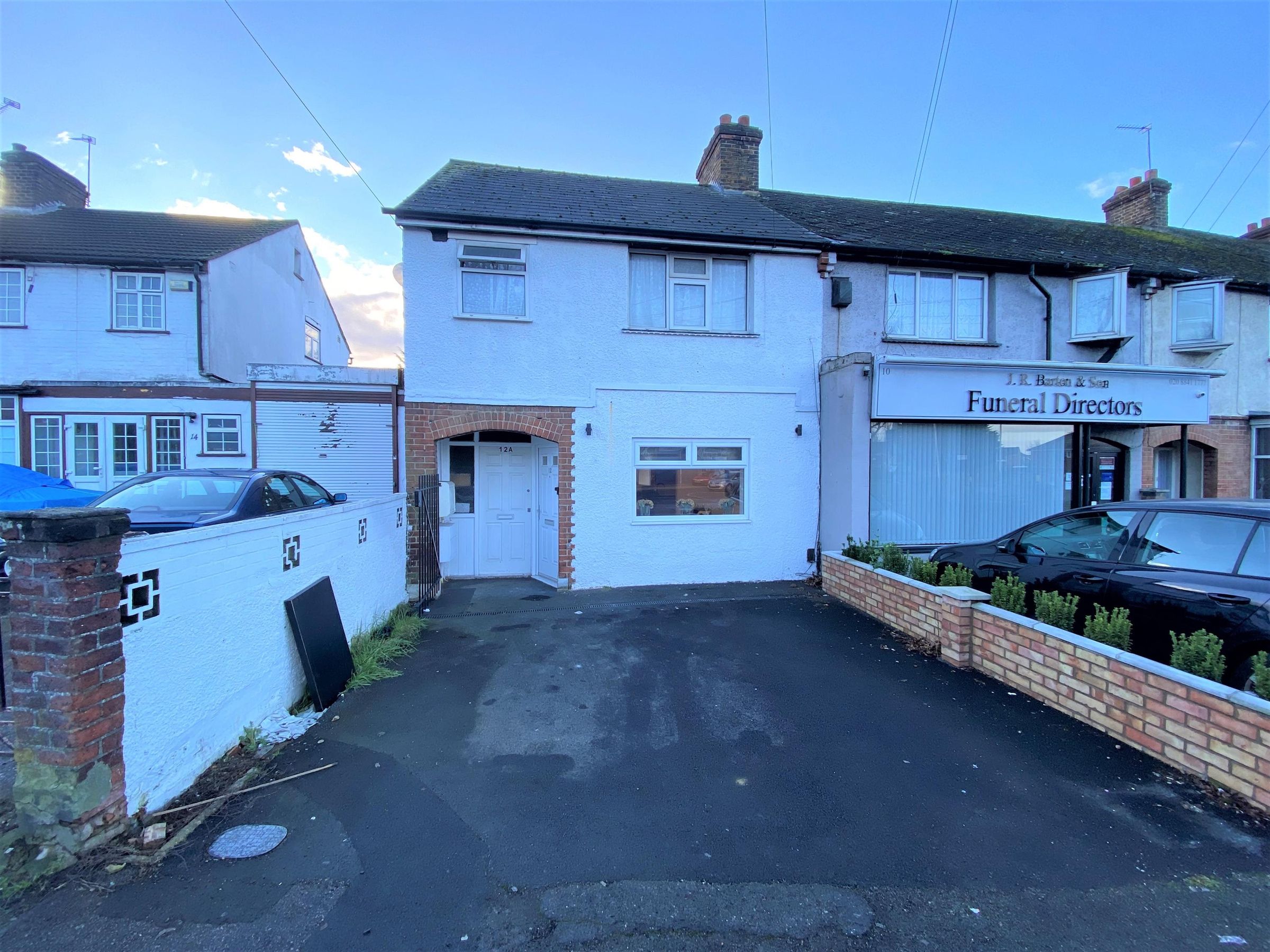 2 bed for sale in Willow Tree Lane, Hayes, Middlesex UB4