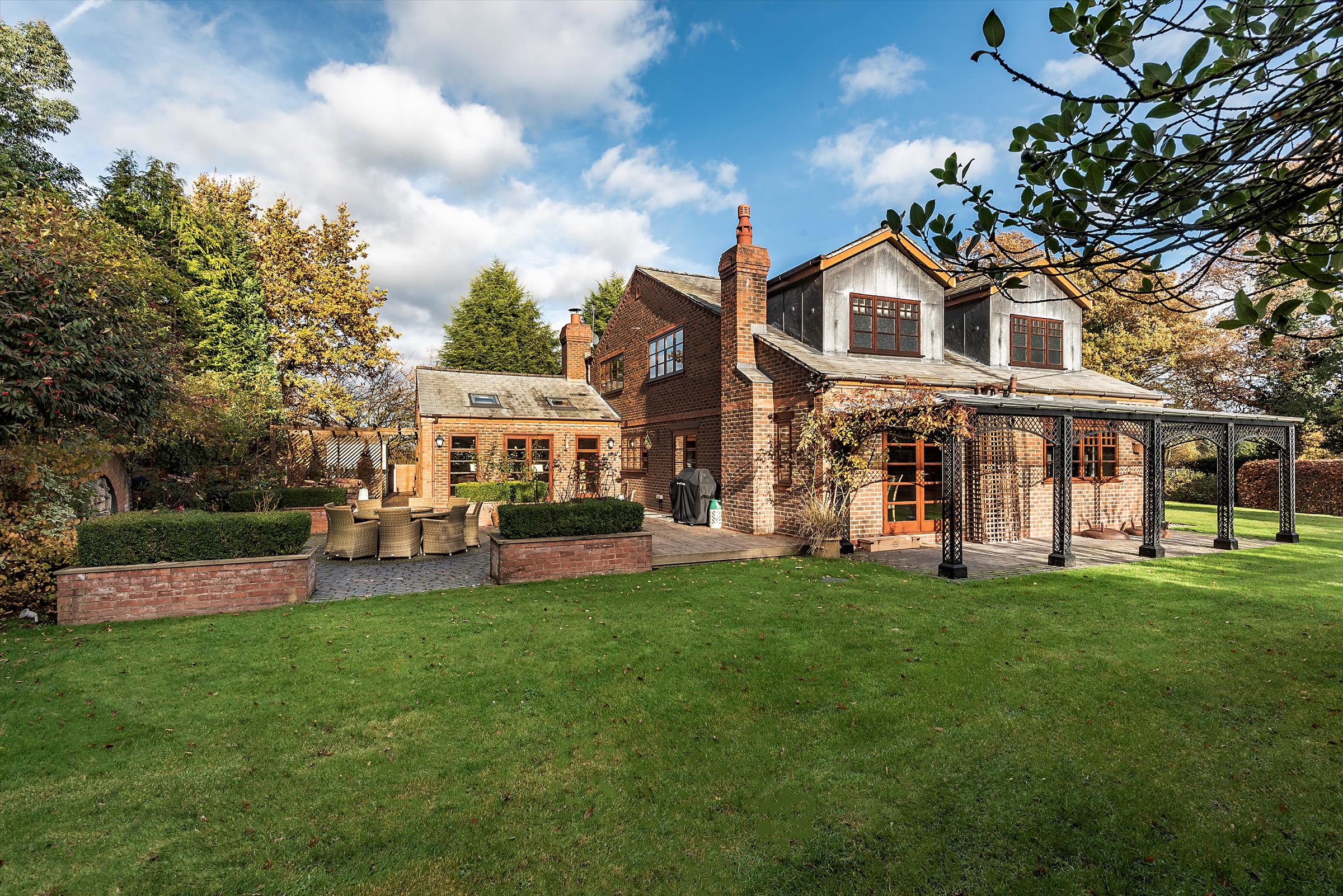 4 bed detached house for sale in Grove Lane, Lapworth, Solihull