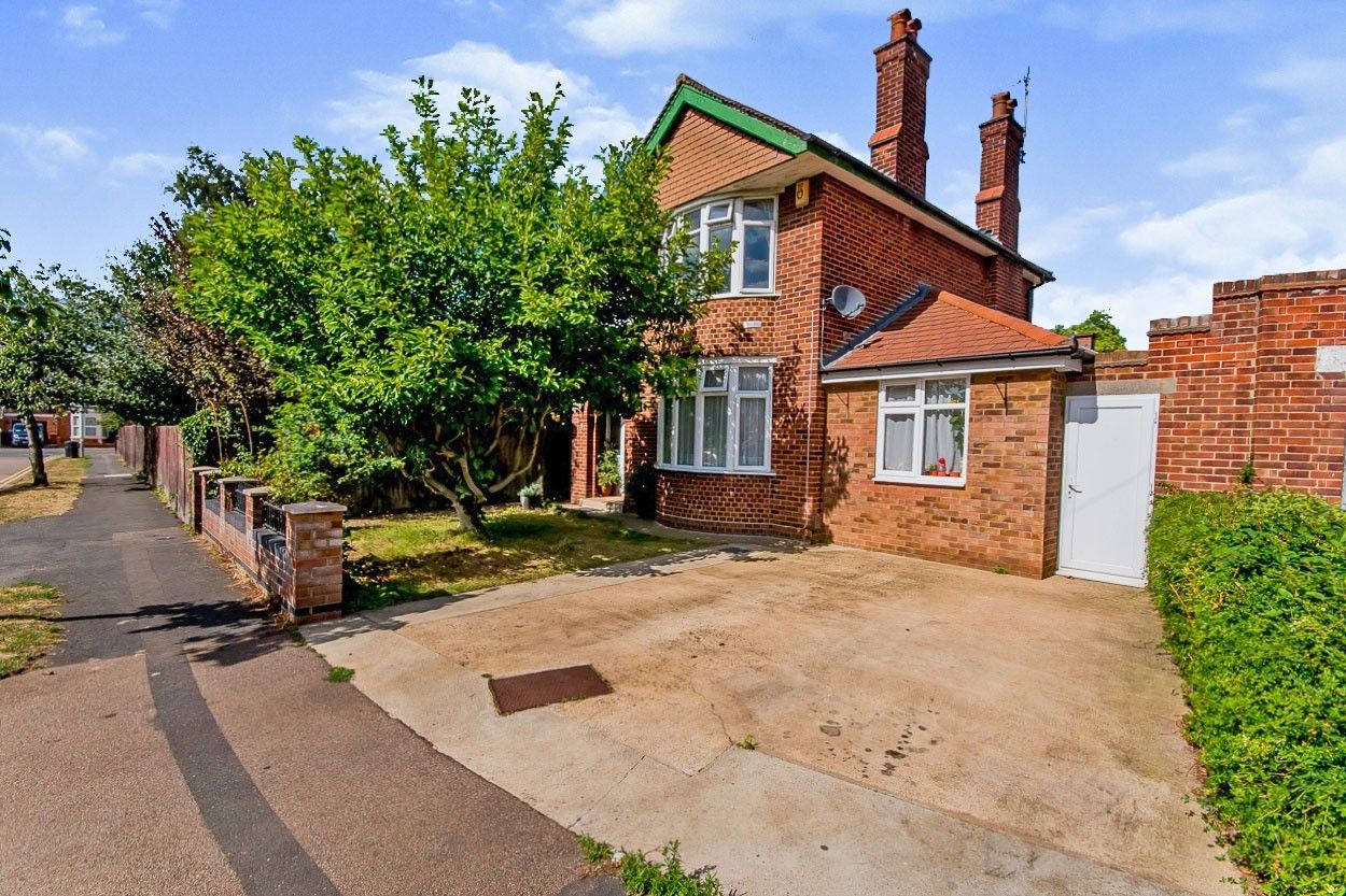 4 bed detached house for sale in Grimshaw Road, Peterborough PE1 Zoopla