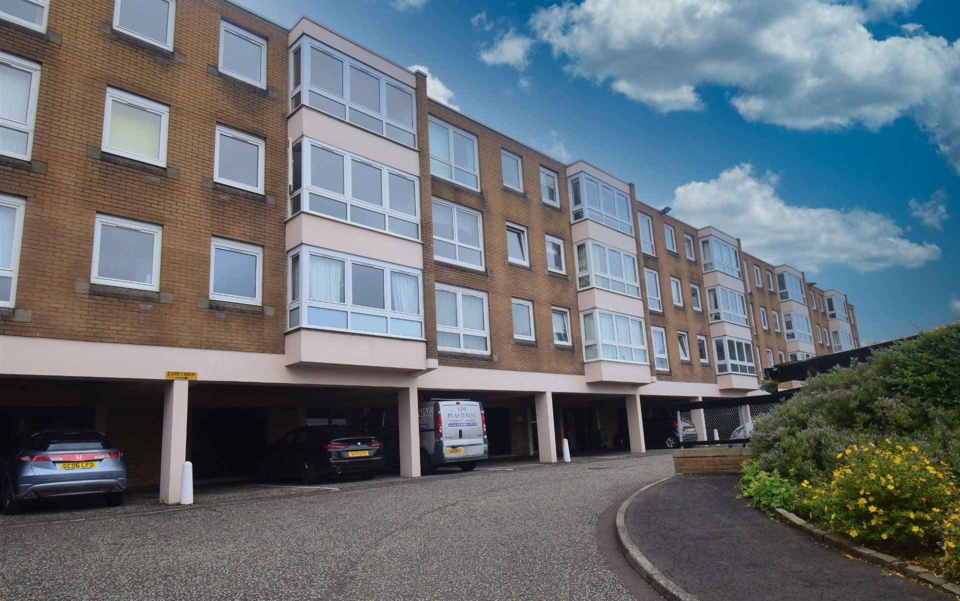 3 bed flat to rent in Southbrae Drive, Jordanhill, Glasgow G13 Zoopla