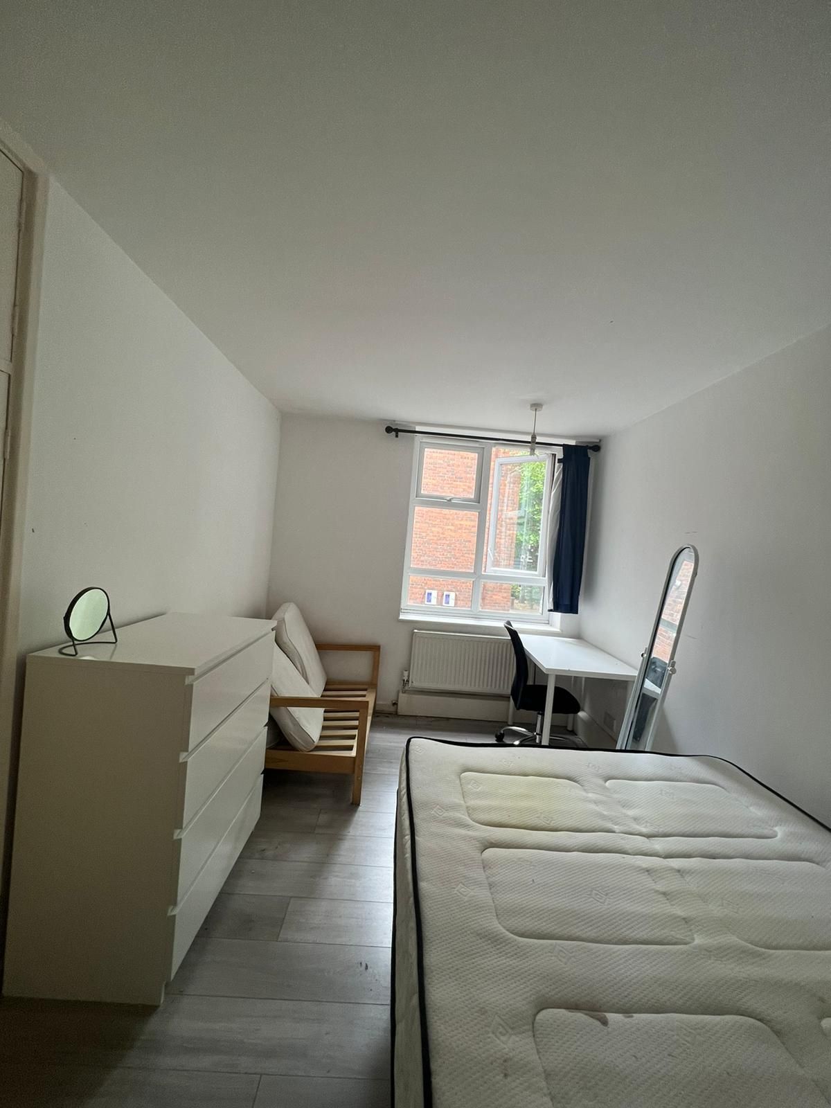 Room to rent in Este Road, Clapham Junction SW11 Zoopla
