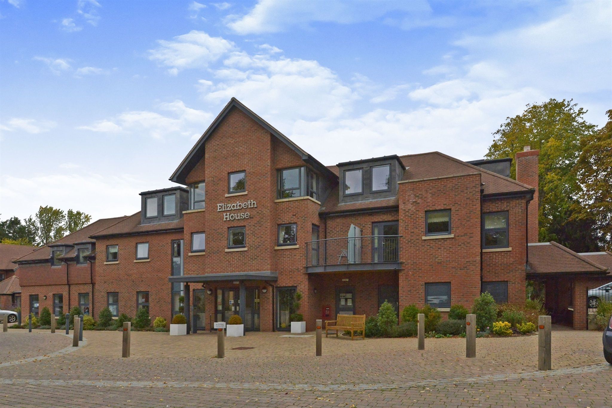 1 bed flat for sale in St Giles Mews, Stony Stratford, Milton Keynes MK11 Zoopla