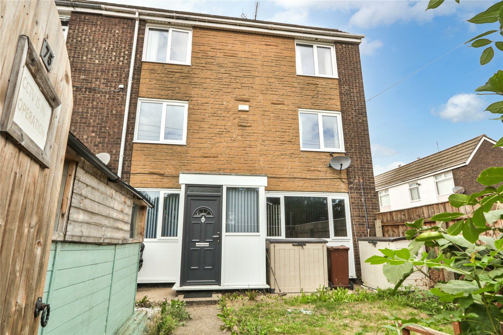 5 bed end terrace house for sale in Logan Close, Bransholme, Hull HU7