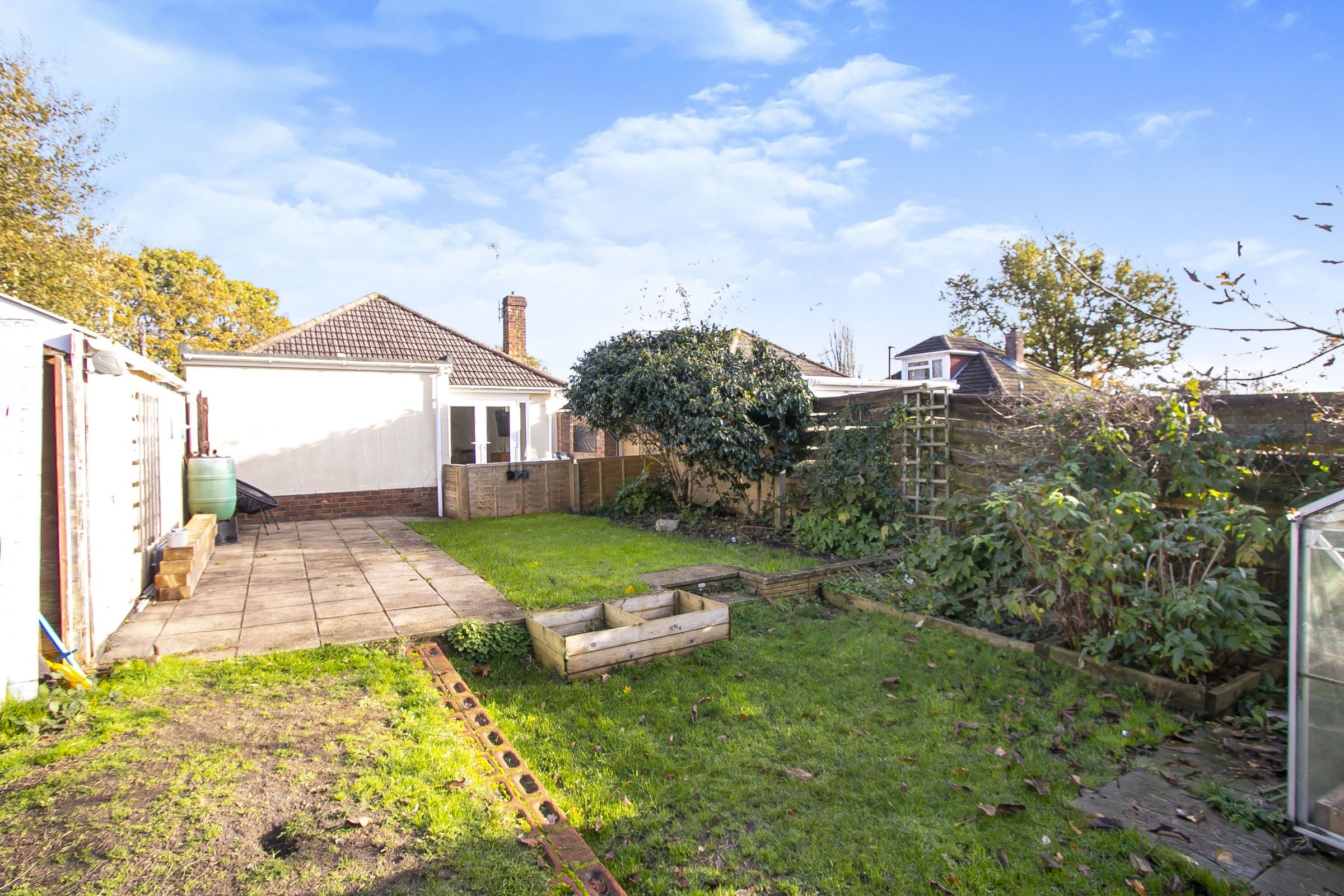 2 bed bungalow for sale in Creekmoor Lane, Poole BH17 Zoopla