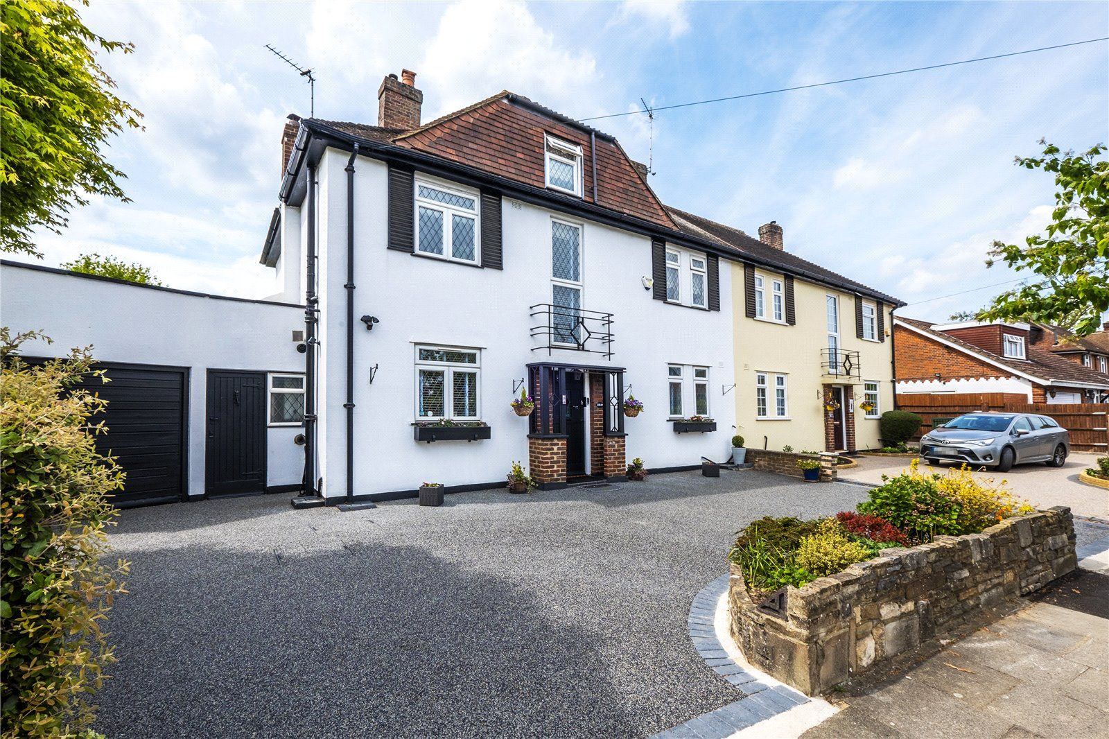 4 bed semidetached house for sale in Myddelton Park, Whetstone N20