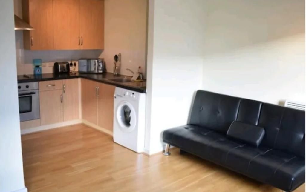 1 bed flat to rent in Ashburn Triangle, Drayton Park Islington, London